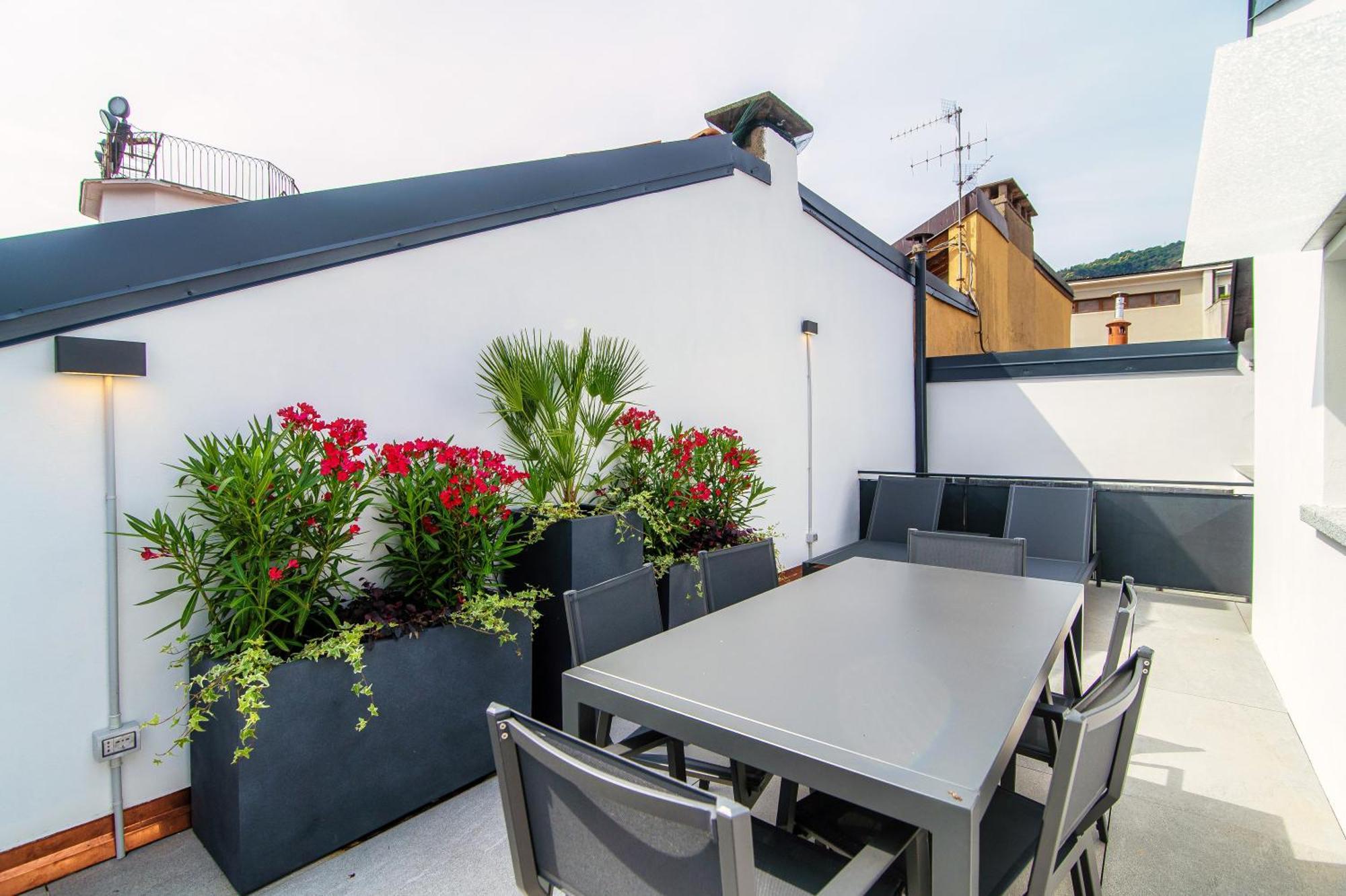 Appartamento Dome'S Magic - The House Of Travelers Côme Esterno foto