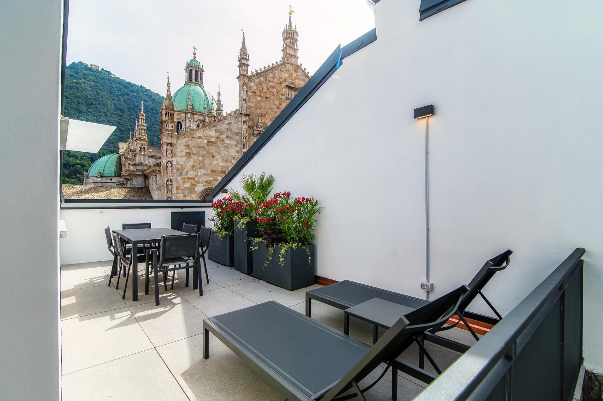 Appartamento Dome'S Magic - The House Of Travelers Côme Esterno foto